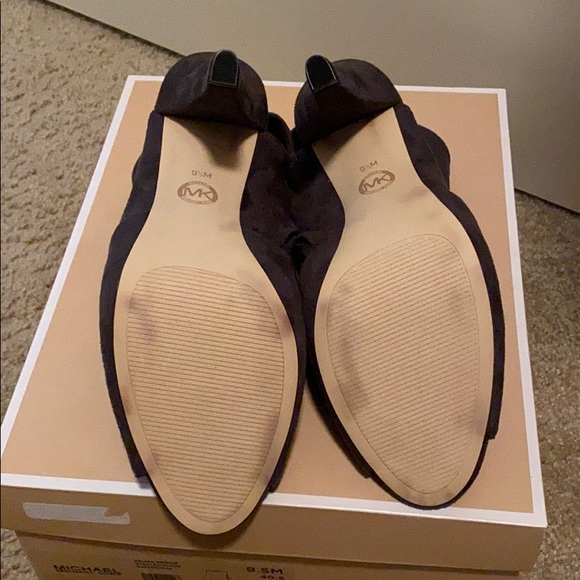 Michael Kors Selina Booties - Picture 4 of 6